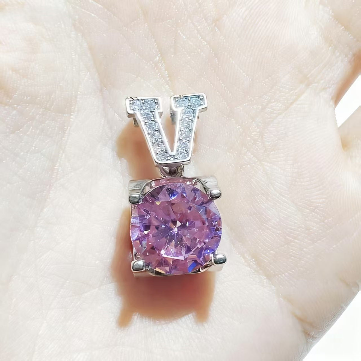 High-end V-set Pink Zircon Pendants Silver-plated Accessories For Women Jewelry Gifts