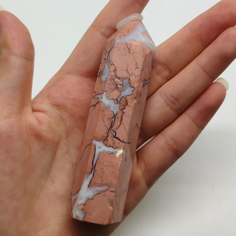 red agate tower ornaments healing 70.4g