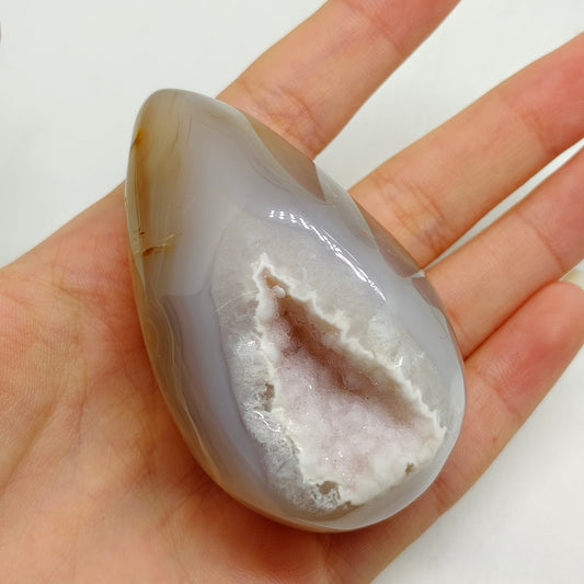 agate geode carving ornaments healing 96.3g