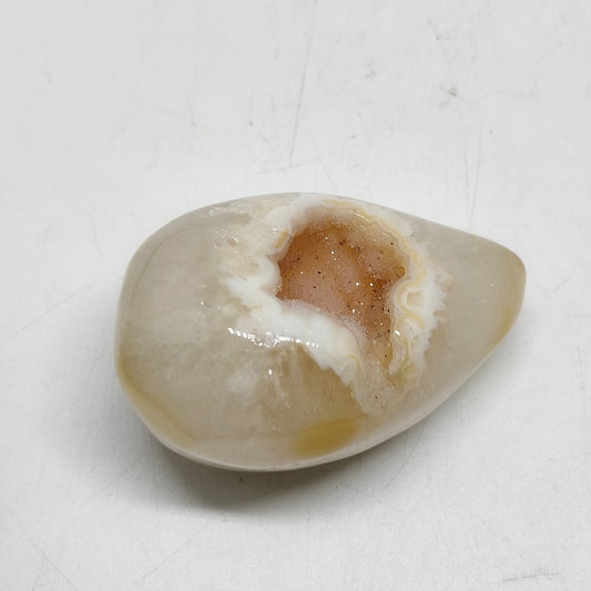agate geode carving ornaments healing 87.3g