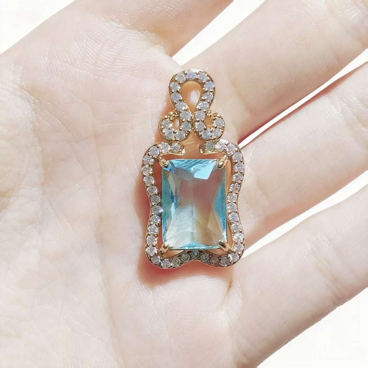 High-end Drilled Square Row Light Blue Zircon Pendants Rose-gold Plated Accessories For Women Jewelry Gifts