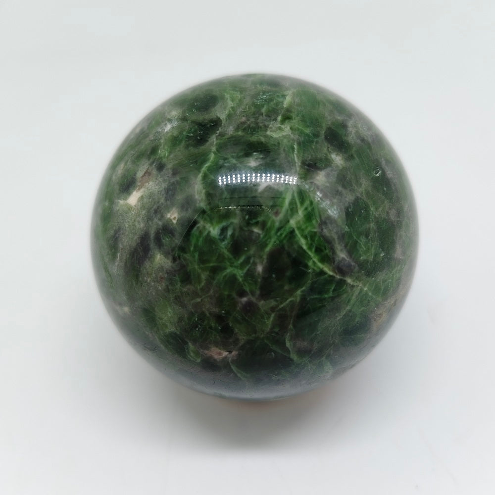 271.7g natural diopside sphere ornaments healing