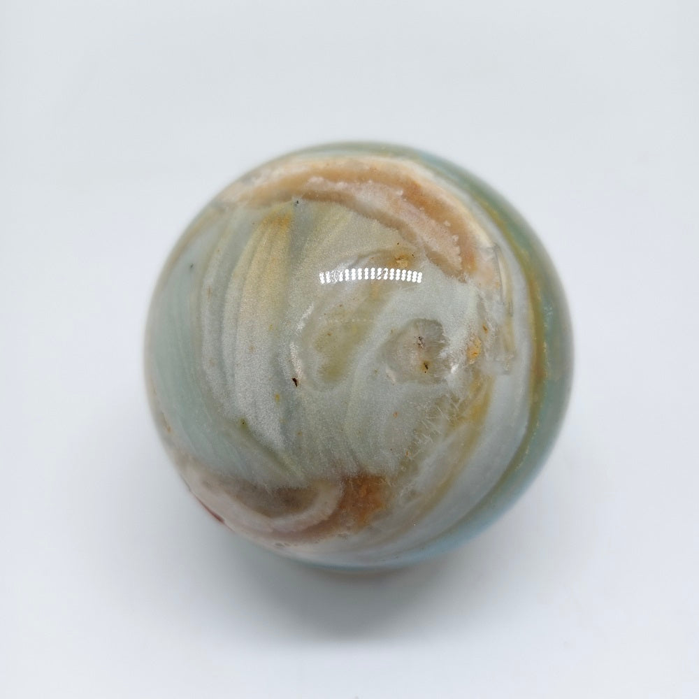 415.8g  natural Caribbean calcite sphere ornaments healing