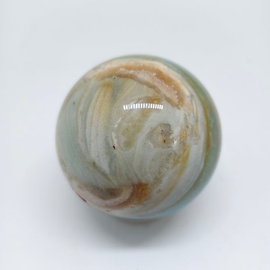 415.8g  natural Caribbean calcite sphere ornaments healing