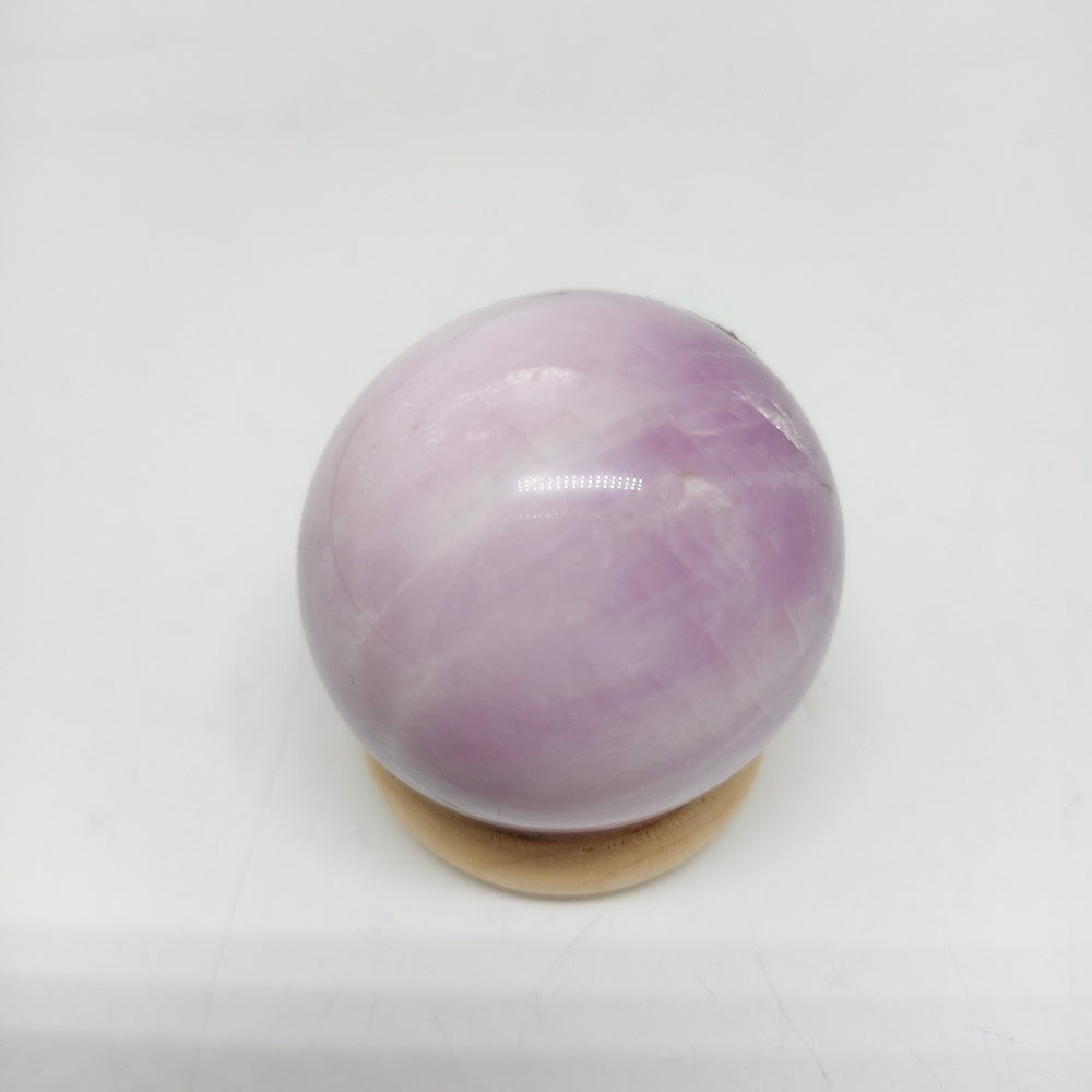 146.8g natural kunzite sphere ornaments healing