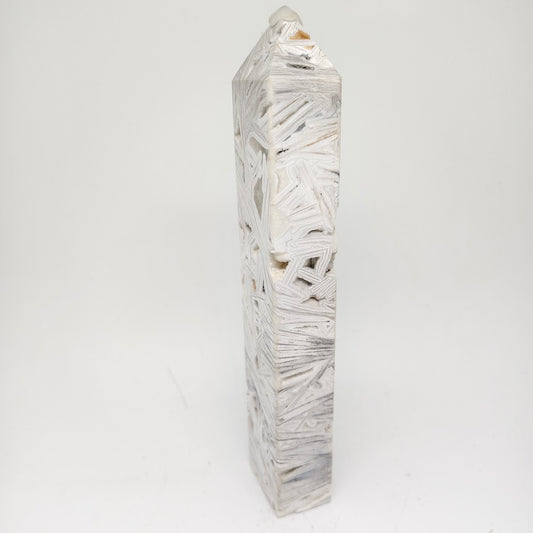 595g natural Mexican white agate tower ornaments healing