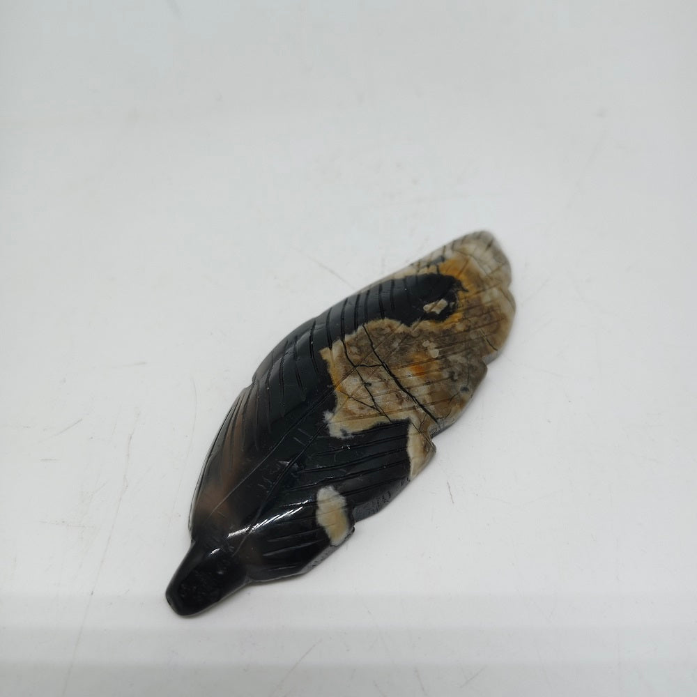 51.4g natural volcanic agate leaves carving ornaments healing