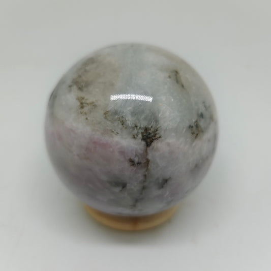 natural kunzite sphere ornaments healing 307g