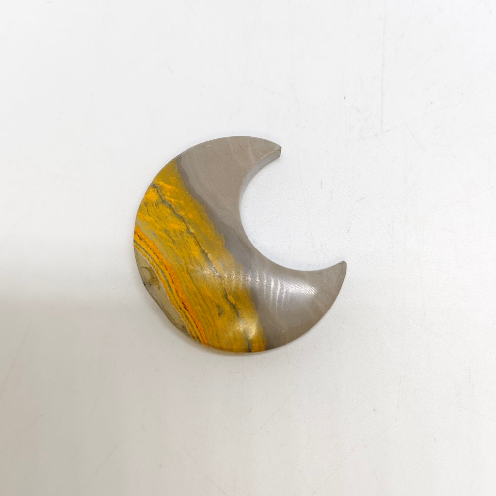 bumble bee jasper moon carving ornaments healing 11.5g
