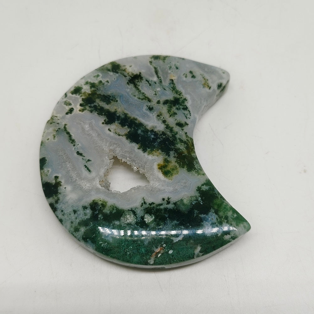 mossagate moon carving ornaments healing 138.5g