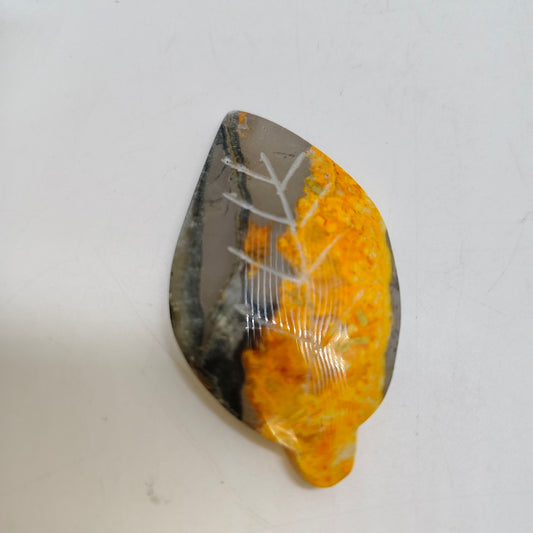 bumble bee jasper leaves carving ornaments healing 16.5g