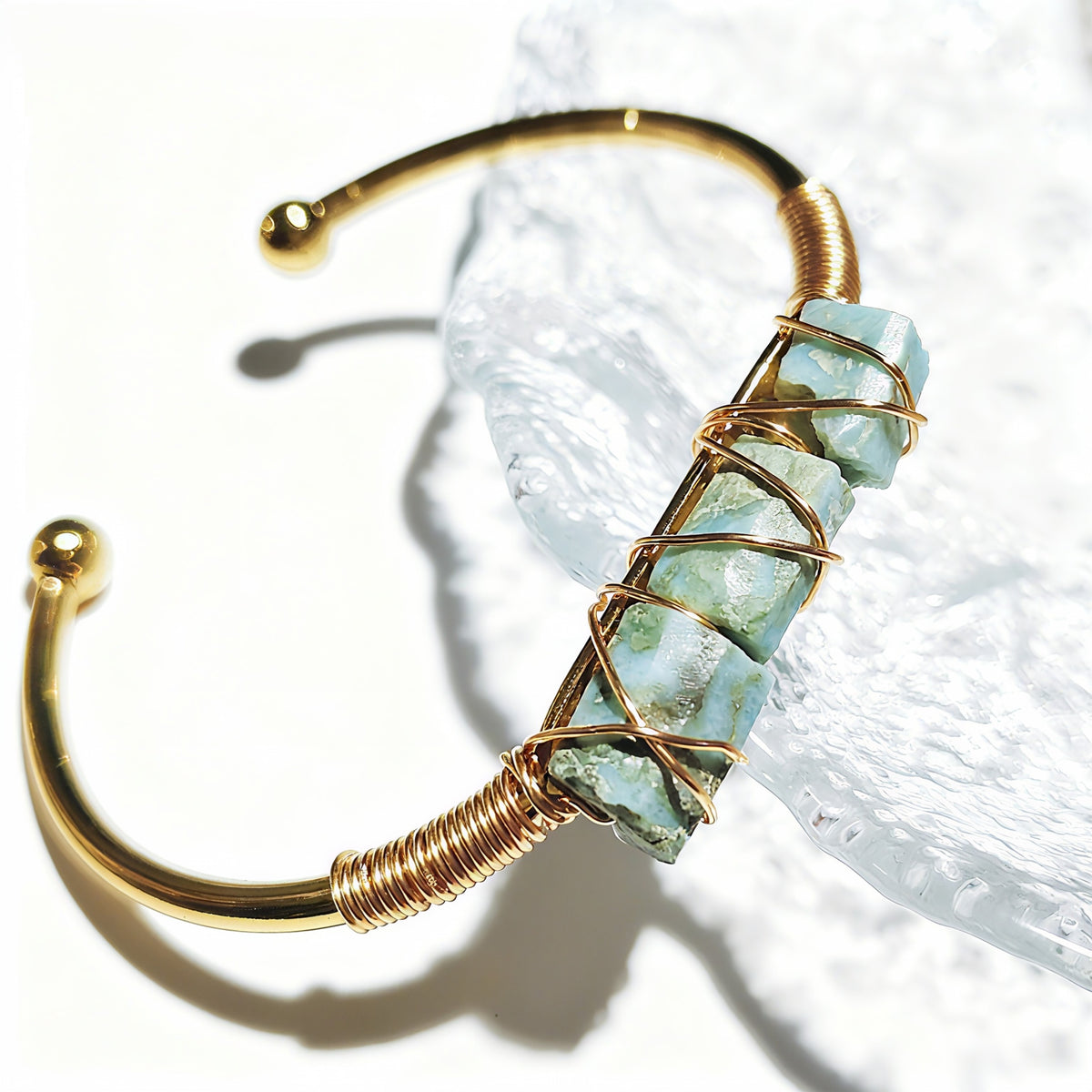 Wire Wrapped Crystal Cuff Bangle For Women Natural Quartz Crystal Gold Bracelet Romatic Lover Handmade Jewelry Gifts